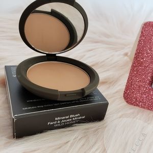 BECCA BLUSH  WILD HONEY